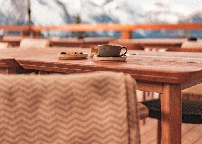 Ninda Boutique Hotel *